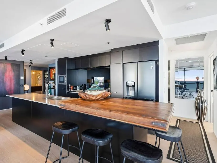 Exclusive Circle On Cavil Sub-Penthouse Luxury Apt - Hosted By Coastal Letting Gold Coast Apartment
